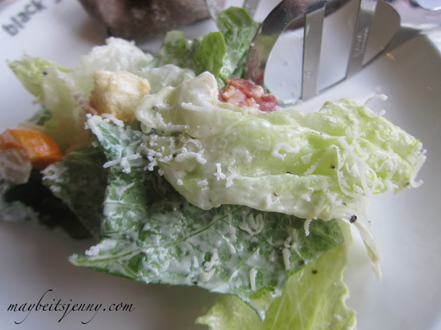 Another shot of this salad. The dressing looks thick but it didn't taste that way at all. The lettuce was so fresh and crisp...I loved it, wish I could get it here!